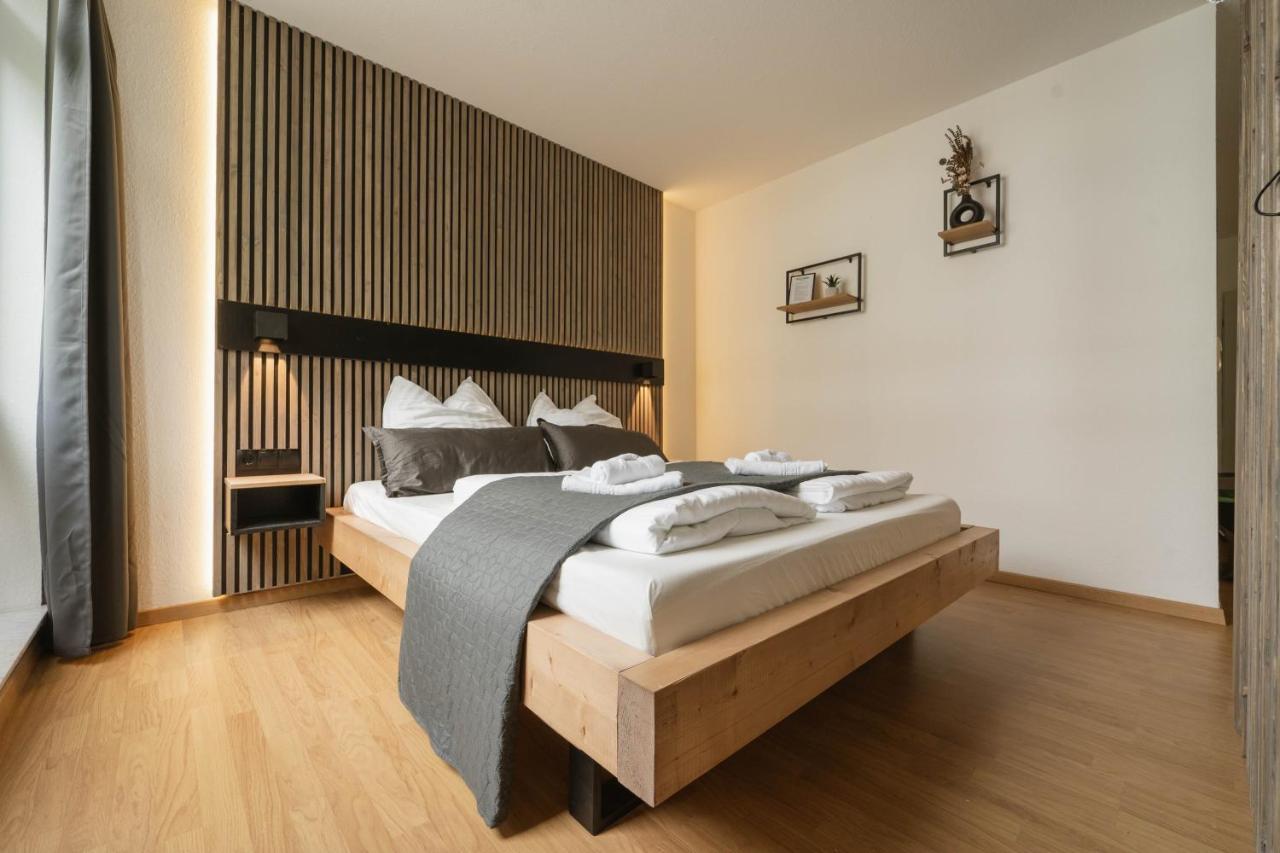 Raum921 - Stilvolles Apartment - Wlan, Tiefgarage, Kueche, Netflix Magdeburg Dış mekan fotoğraf